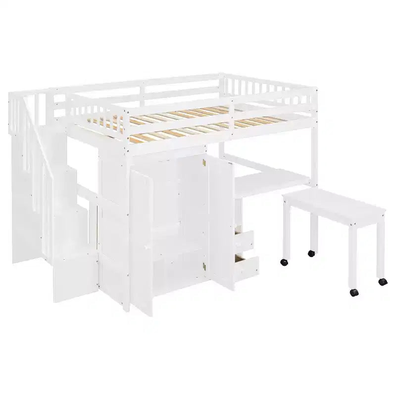Struttura letto a soppalco a grandezza naturale con scale, libreria, cassetti, scrivania e armadio