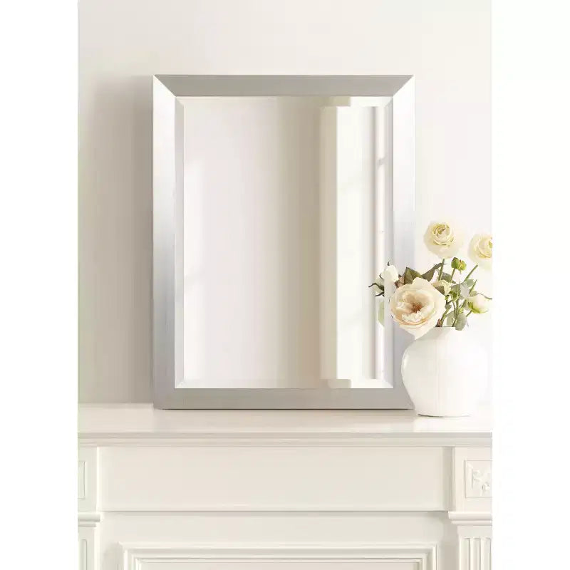Specchio da bagno rettangolare con cornice in nichel spazzolato