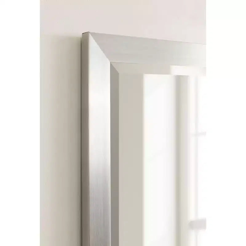 Specchio da bagno rettangolare con cornice in nichel spazzolato